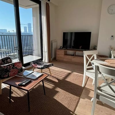 Alquiler a largo plazo de un piso de 3 habitaciones 72 m², en BW Metropolitan, Belgrado, Serbia