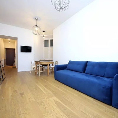 Location longue durée d’un appartement de 3 pièces 70 m², centre-ville, Cracovie, Pologne