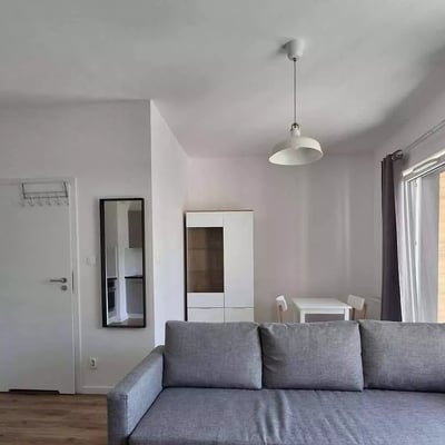Long-term rental of a studio apartment, 29 m², Krakow, Poland