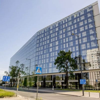 Alquiler a largo plazo de un estudio de 21 m² con balcón en Varsovia, Polonia