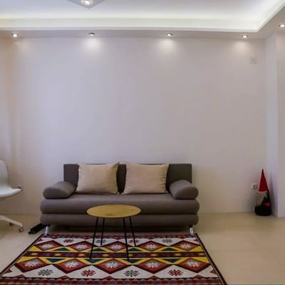 Alquiler a largo plazo de un piso de 2 habitaciones, 57 m², Zemun, Belgrado, Serbia