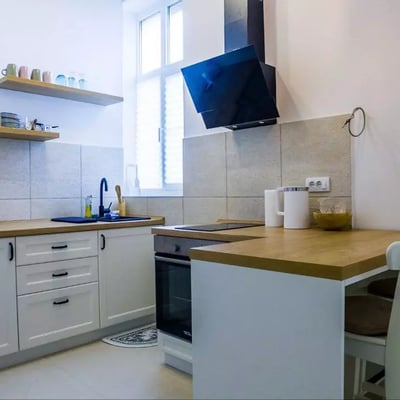 Alquiler a largo plazo de un piso de 2 habitaciones, 57 m², Zemun, Belgrado, Serbia