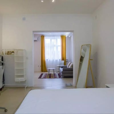 Alquiler a largo plazo de un piso de 2 habitaciones, 57 m², Zemun, Belgrado, Serbia