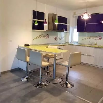 Langfristige Miete einer 2-Zimmer-Wohnung, 60 m², im Stadtteil Coiciu, Constanța, Rumänien