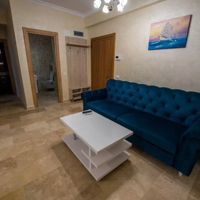 Langfristige Miete einer 3-Zimmer-Wohnung, 70 m², im Stadtteil Mamaia, Constanța, Rumänien