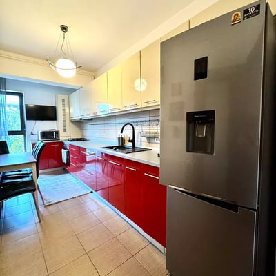 Location longue durée d’un appartement de 2 pièces, 67 m², dans le quartier de Chiajna, Bucarest, Roumanie