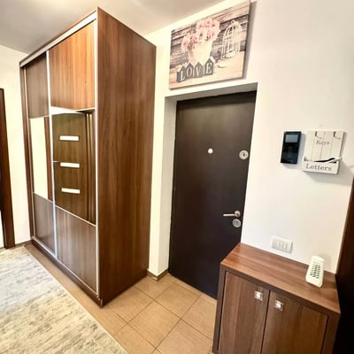 Location longue durée d’un appartement de 2 pièces, 67 m², dans le quartier de Chiajna, Bucarest, Roumanie