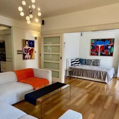 Alquiler a largo plazo de un piso de 4 habitaciones, 93 m², en el distrito de Kazimierz, Cracovia, Polonia