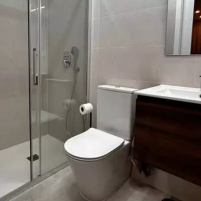 Долгосрочная аренда 2-спальной квартиры площадью 85 м² в Аликанте, Испания