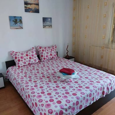 Location longue durée d’un appartement 2 pièces, 65 m², dans le quartier Faleza Nord, Constanța, Roumanie