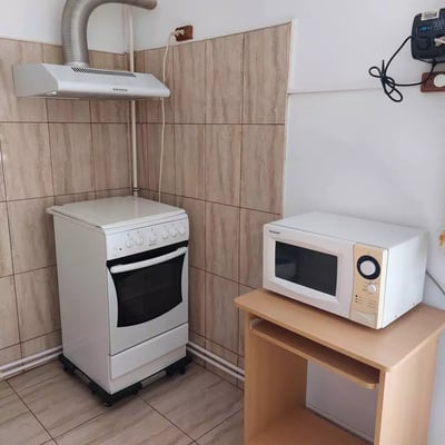 Location longue durée d’un appartement 2 pièces, 65 m², dans le quartier Faleza Nord, Constanța, Roumanie