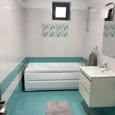 Долгосрочная аренда 2-комнатной квартиры, 60 м², в районе Мамая, Констанца, Румыния