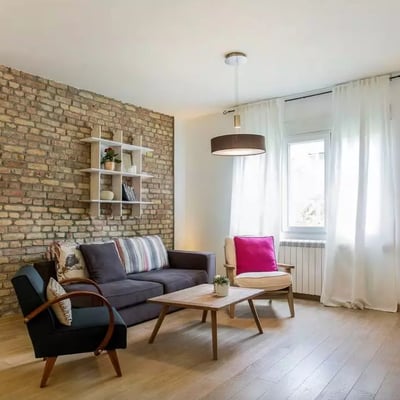 Alquiler a largo plazo de un piso de 3 habitaciones, 76 m², en Belgrado, Serbia