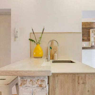 Alquiler a largo plazo de un piso de 3 habitaciones, 76 m², en Belgrado, Serbia