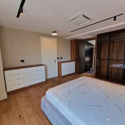 Long-term rental of a 2-level penthouse, 180 m², in the center of Belgrade, Serbia
