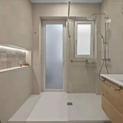 Langfristige Vermietung einer 3-Schlafzimmer-Wohnung, 150 m², in Alicante, Spanien