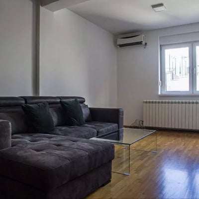 Langfristige Vermietung einer 2-Zimmer-Wohnung, 46 m², im Stadtteil Zvezdara, Belgrad, Serbien