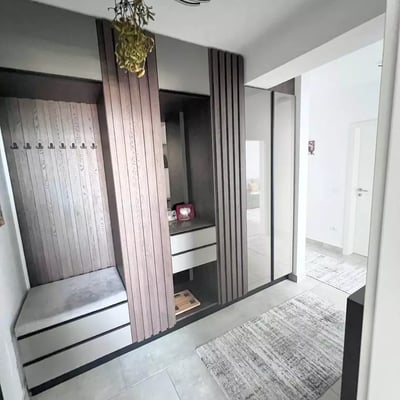 Долгосрочная аренда 3-комнатной квартиры, 80 м², Tracturol, Брашов, Румыния
