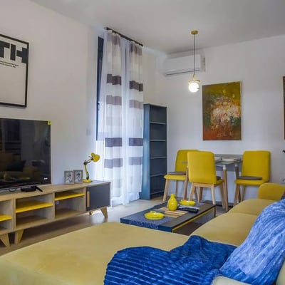 Alquiler a largo plazo de un piso de 2 habitaciones, 50 m², Zemun, Belgrado, Serbia