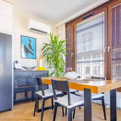 Alquiler a largo plazo de un piso de 3 habitaciones, 63 m², Wola, Varsovia, Polonia