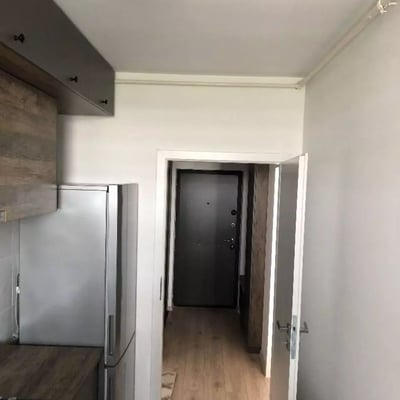 Location longue durée d’un appartement de 2 pièces, 60 m², à Constanța, Roumanie