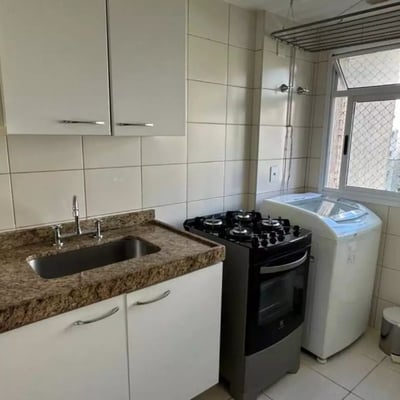 Location longue durée d’un appartement de 2 pièces, 64 m², à Barra da Tijuca, Rio de Janeiro, Brésil