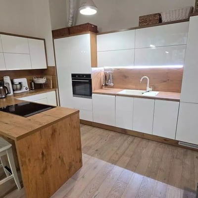 Langzeitmiete einer 4-Zimmer-Wohnung, 85 m², in Dúbravka, Bratislava, Slowakei