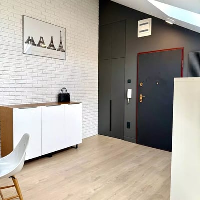 Langzeitmiete eines Studios, 36 m², in Praga-Północ, Warschau, Polen
