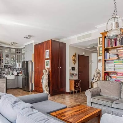 Long-term rental of a 3-room apartment, 110 m², in Śródmieście Południowe, Warsaw, Poland