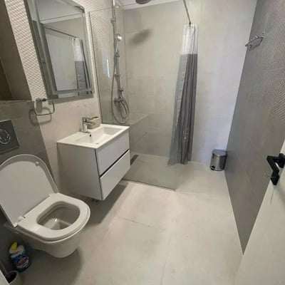 Долгосрочная аренда 2-комнатных апартаментов, 45 м², в районе Mamaia, Констанца, Румыния