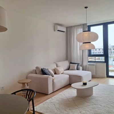 Long-term rental of a 2-room apartment, 59 m², Belgrade, Serbia