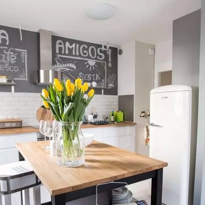 Long-term rental of a 4-room apartment, 84 m², Wola district, Warsaw, Poland