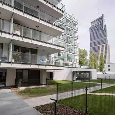 Long-term rental of a 4-room apartment, 84 m², Wola district, Warsaw, Poland