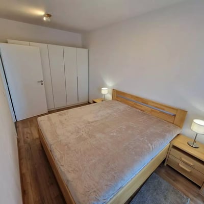 Location longue durée d’un appartement de 2 pièces, 46 m², à Nový Ružinov, Bratislava, Slovaquie