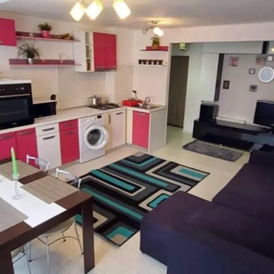 Location longue durée d’un appartement de 2 pièces, 53 m², Constanța, Roumanie