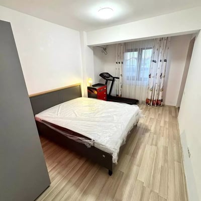 Alquiler a largo plazo de un piso de 3 habitaciones, 94 m², en Chiajna, sector 6, Bucarest, Rumanía