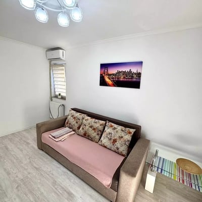 Location longue durée d’un appartement de 3 pièces, 67 m², Bucarest, Roumanie