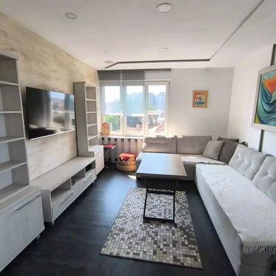 Долгосрочная аренда 2-комнатной квартиры, 62 м², в центре, Белград, Сербия