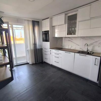 Долгосрочная аренда 2-комнатной квартиры, 62 м², в центре, Белград, Сербия