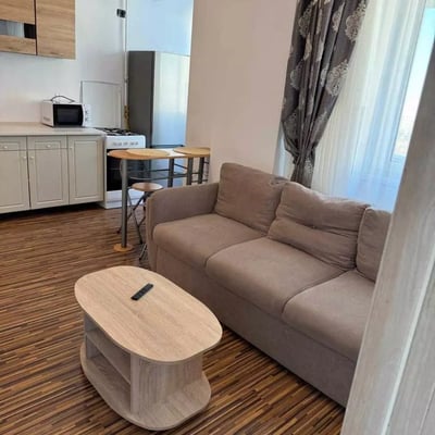 Долгосрочная аренда 2-комнатной квартиры, 40 м², в районе Vivo, Констанца, Румыния