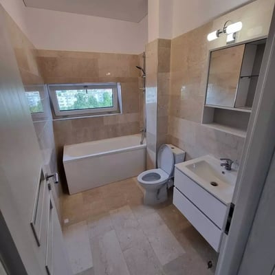 Долгосрочная аренда 2-комнатной квартиры, 65 м², в Констанце, Румыния