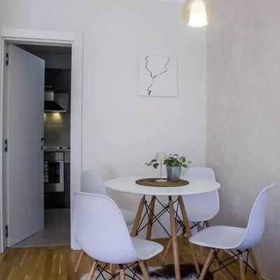 Долгосрочная аренда 2-комнатной квартиры, 37 м², в центре, Белград, Сербия