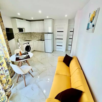 Location longue durée d’un appartement de 1 chambre, 43 m², à Alicante, Espagne
