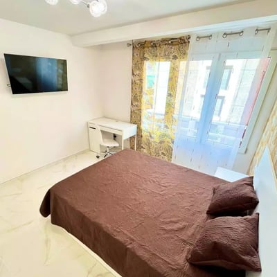 Location longue durée d’un appartement de 1 chambre, 43 m², à Alicante, Espagne