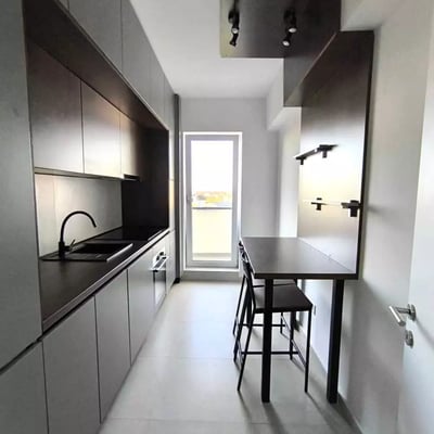 Alquiler a largo plazo de un piso de 2 habitaciones, 54 m², sector 6, Bucarest, Rumanía