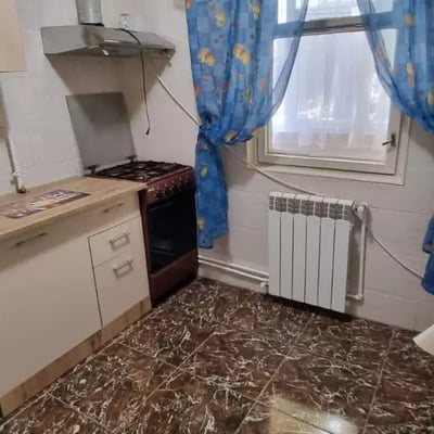 Долгосрочная аренда 2-комнатной квартиры, 60 м², район Inel II, Констанца, Румыния