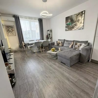 Долгосрочная аренда 2-комнатной квартиры, Варна, Болгария