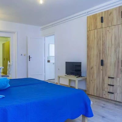 Долгосрочная аренда 2-комнатной квартиры, 60 м², в районе Врачар, Белград, Сербия