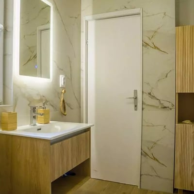 Долгосрочная аренда 2-комнатной квартиры, 60 м², в районе Врачар, Белград, Сербия