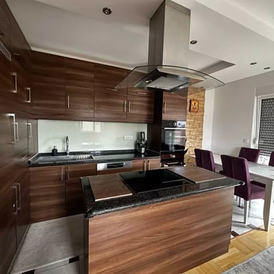 Long-term rental of a 3-room apartment, 64 m², in Vračar, Belgrade, Serbia